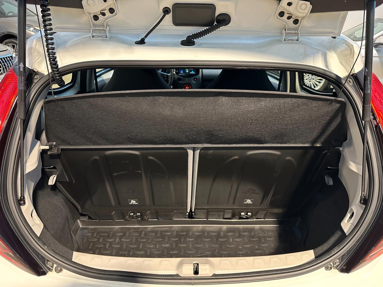 Toyota Aygo 1.0 VVT-i - RETROCAMERA NESSUN OBBLIGO!