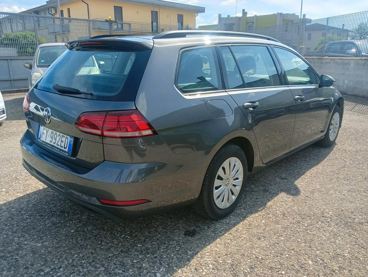 Volkswagen Golf Variant 1.6 TDI 115 CV Trendline BMT