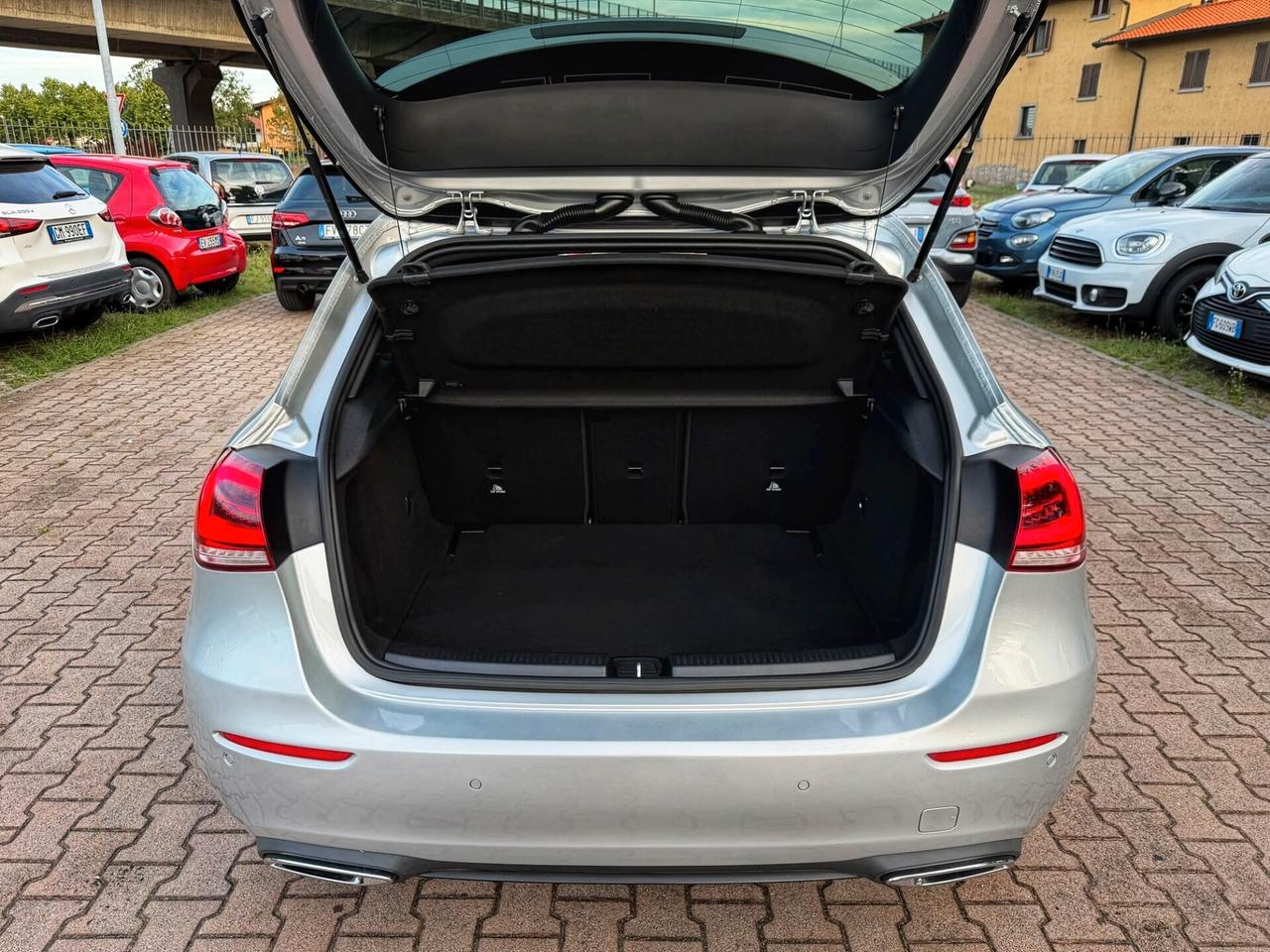 Mercedes-benz A 180 d Automatic Edition1 NAVIGA CRUISE SENSORI PDC OK NEOPATENTATI