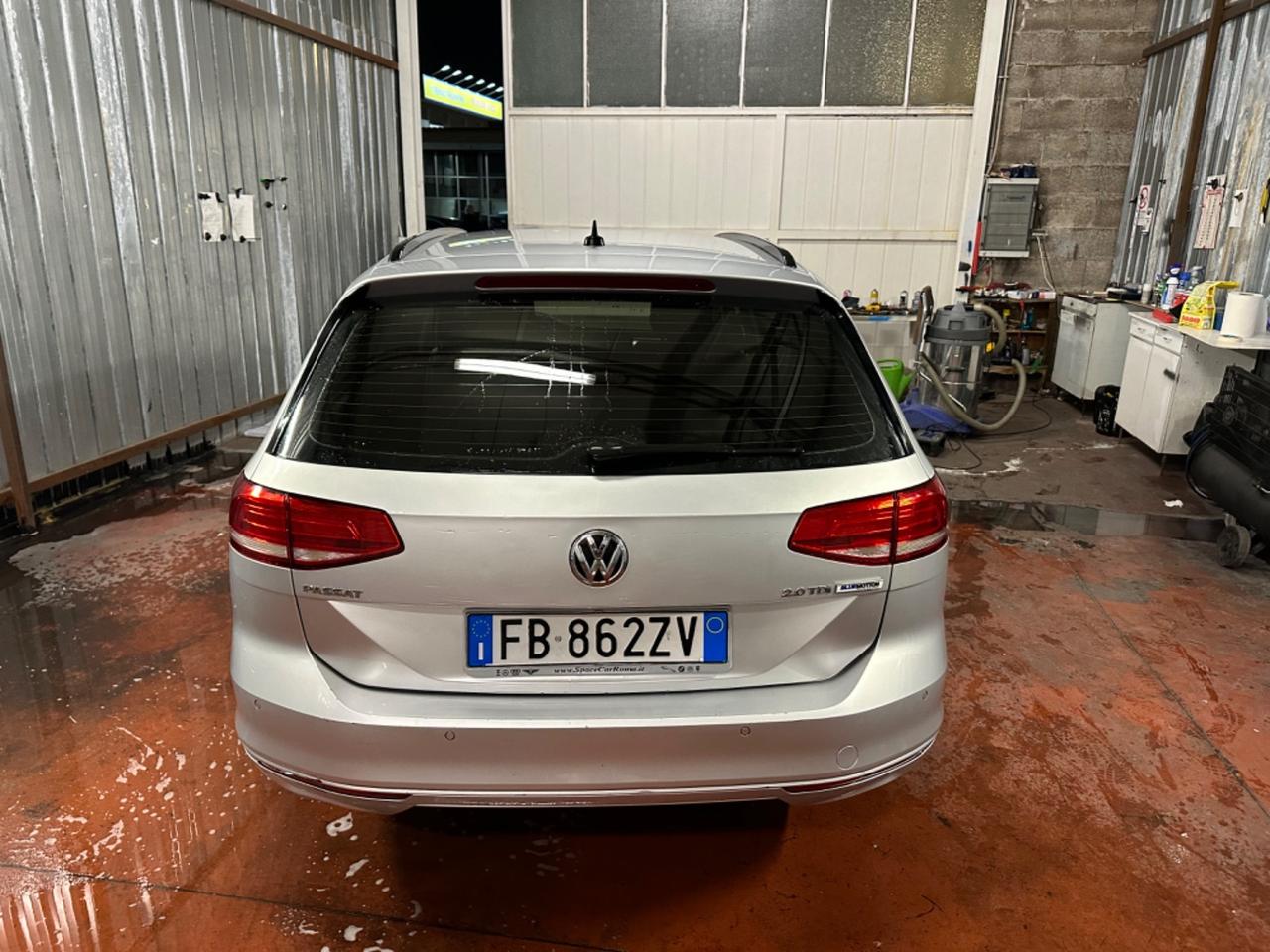 Volkswagen Passat Variant 2.0 TDI.....Motore nuov..