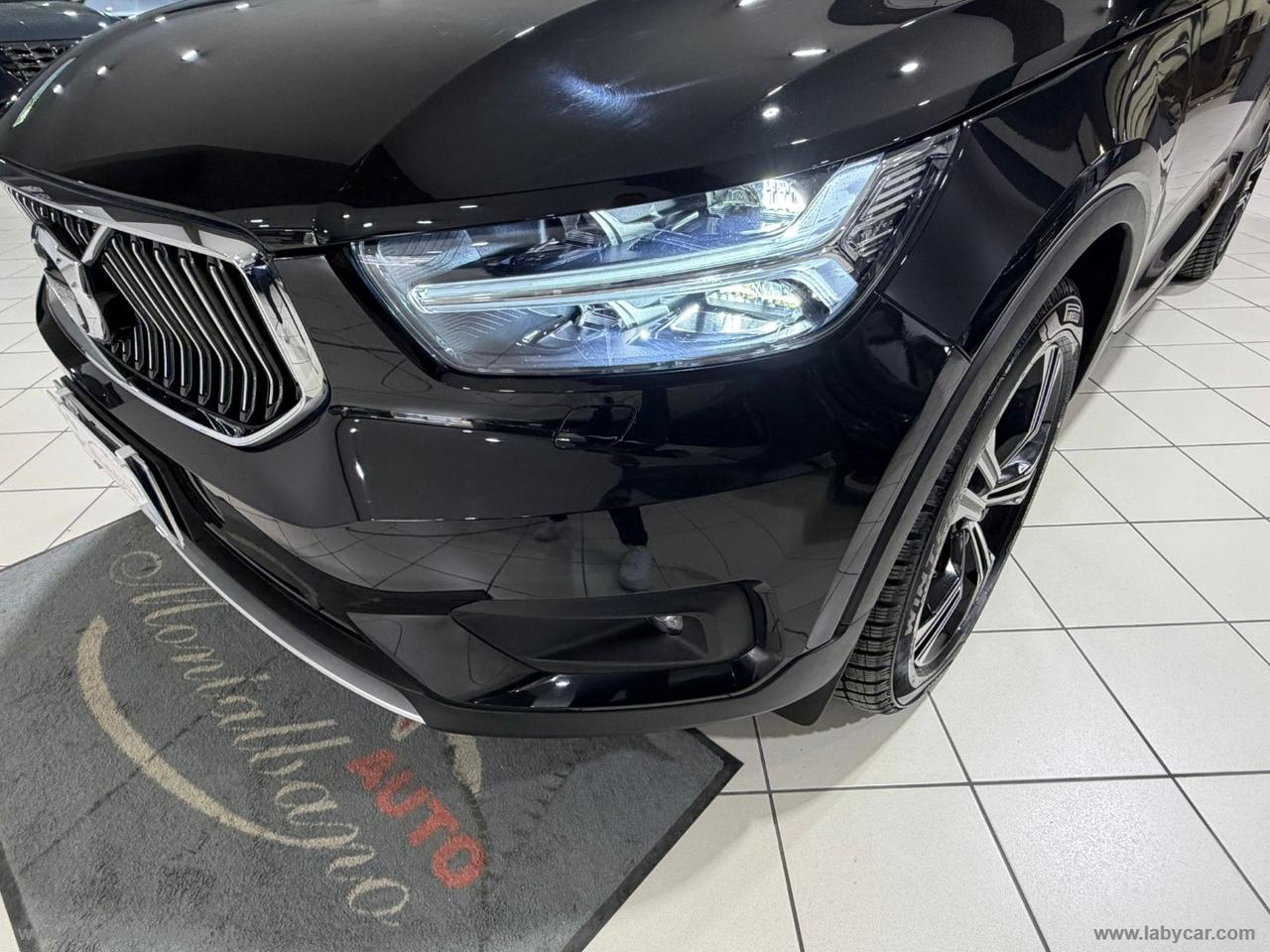 VOLVO XC40 T5 Recharge Plug-in R-design