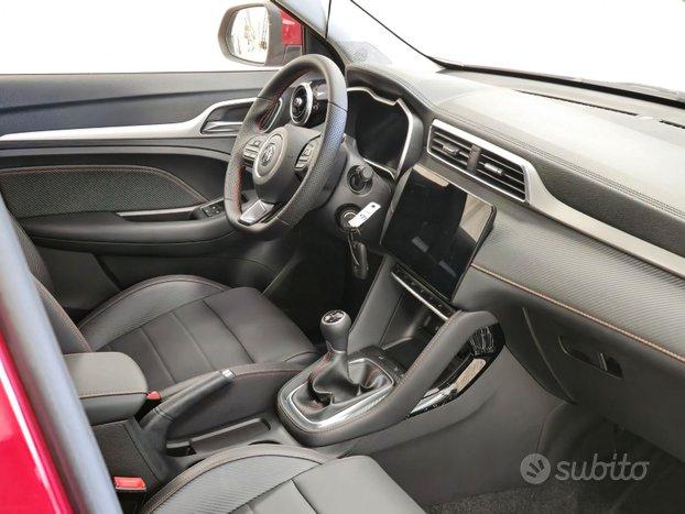 MG ZS Classic LUXURY - 2025