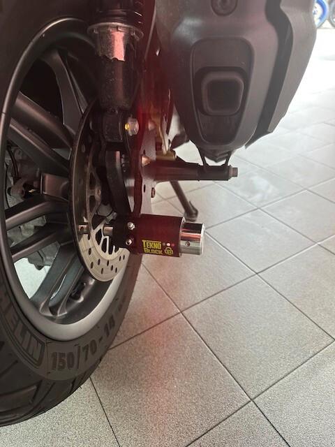 Piaggio Beverly 400 S HPE black carbon