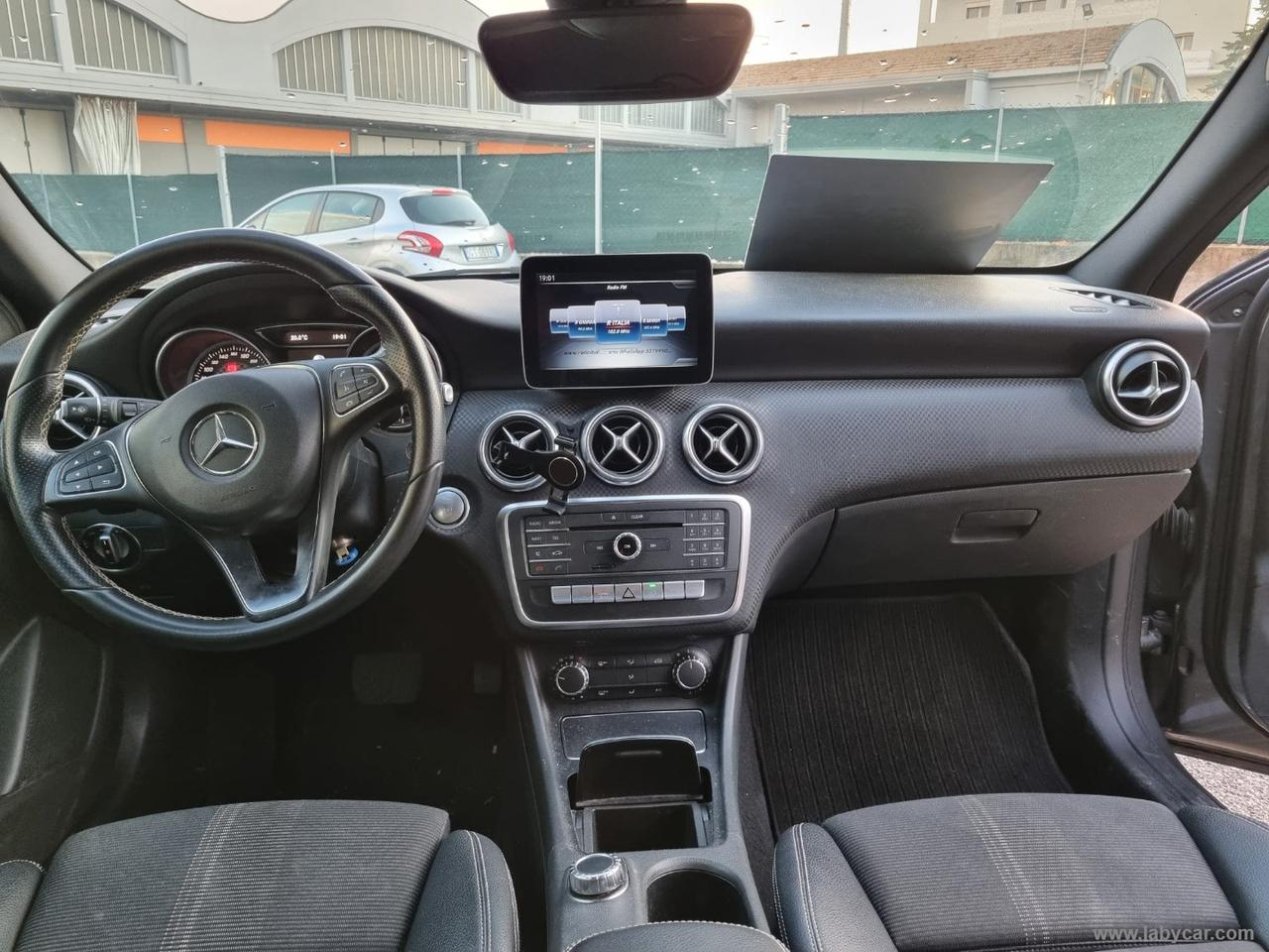 MERCEDES-BENZ A 180 d Automatic Sport