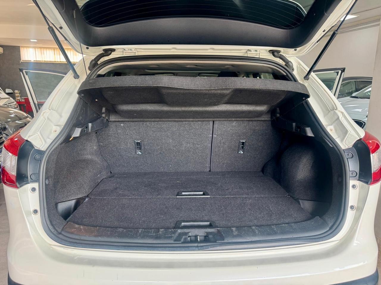Nissan Qashqai 1.5 dCi 110cv Tekna 2015