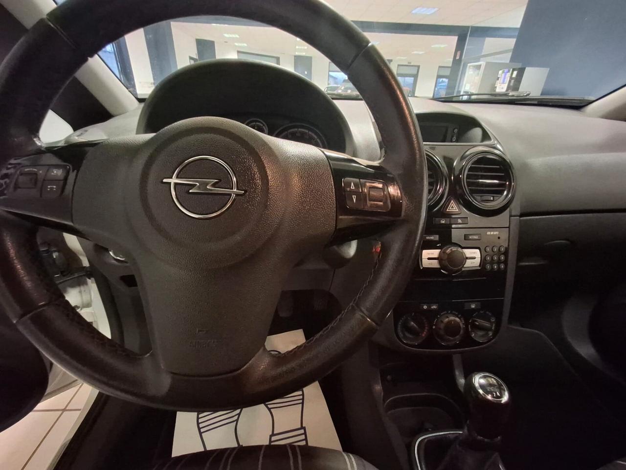 Opel Corsa 1.2 3 porte Edition