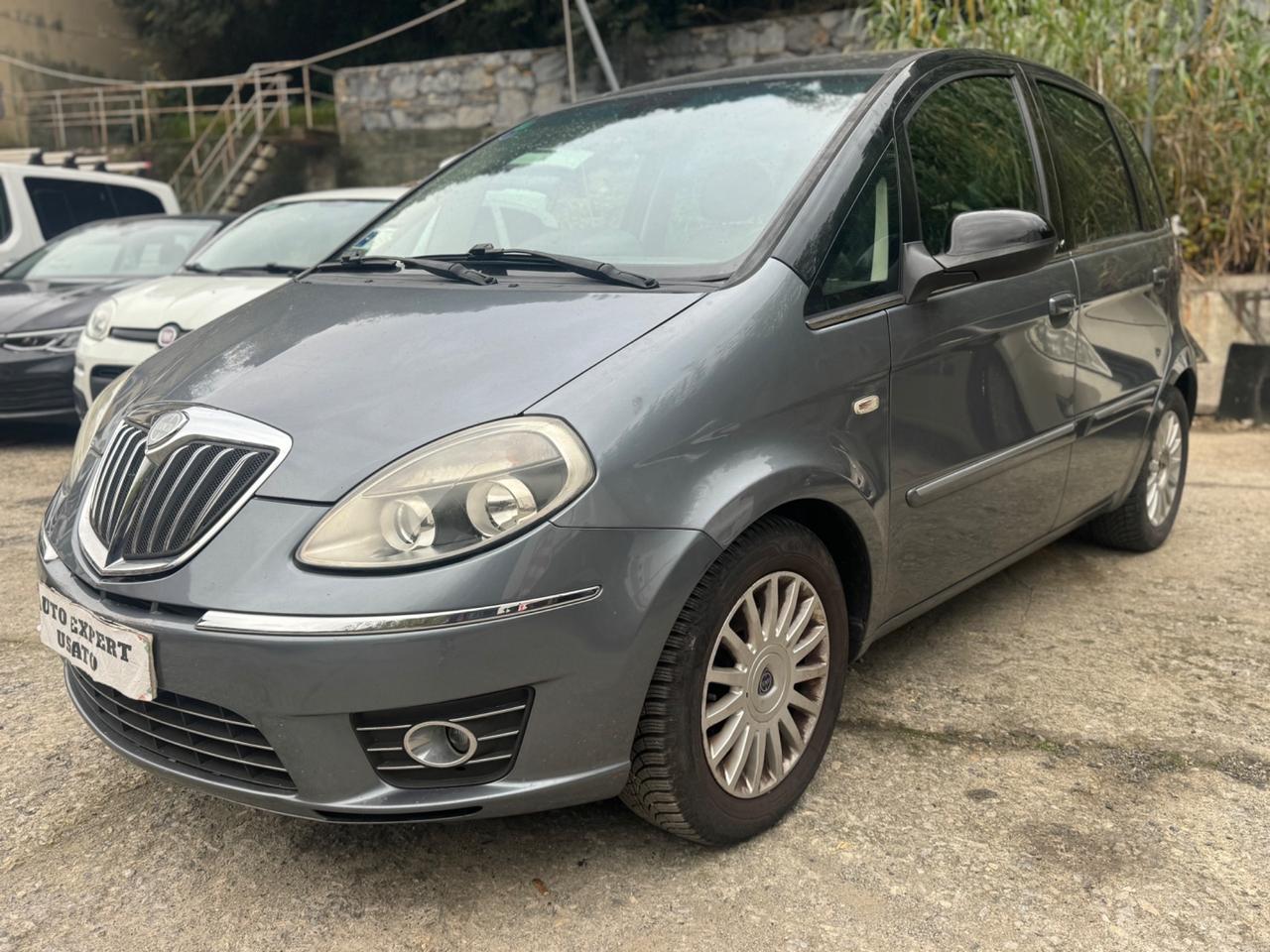 Lancia MUSA 1.3 Mjt 95 CV DFN Platinum 2011