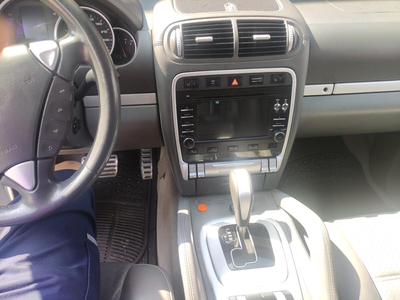 Porsche Cayenne 4.5 cat Tiptronic S