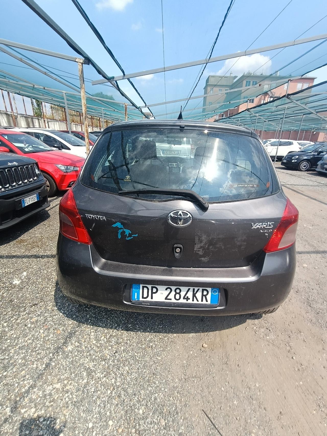 Toyota Yaris 1.3 5 porte