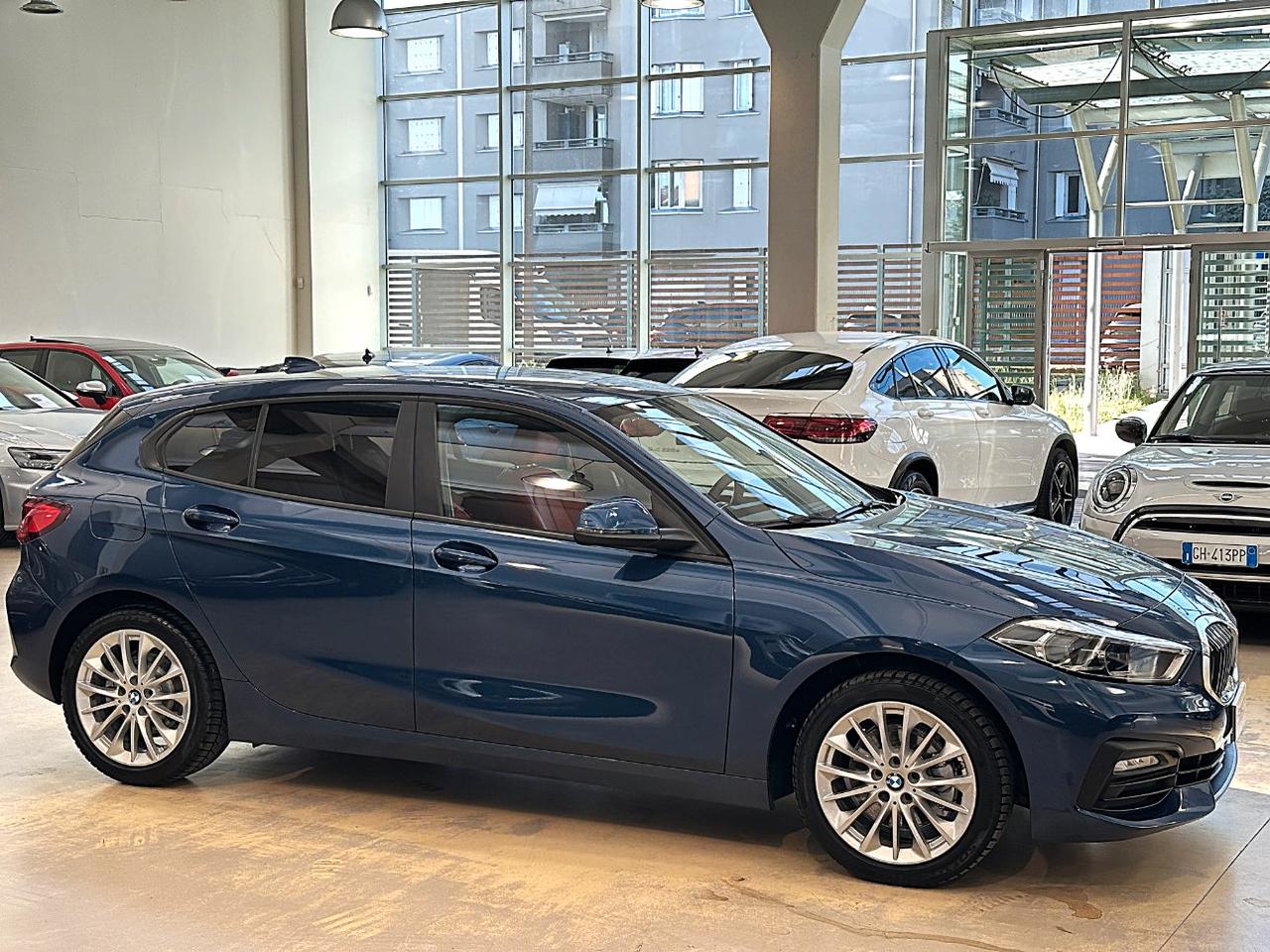 BMW 118 d Business Advantage auto - IVA - LED-17"-Carplay-Camera