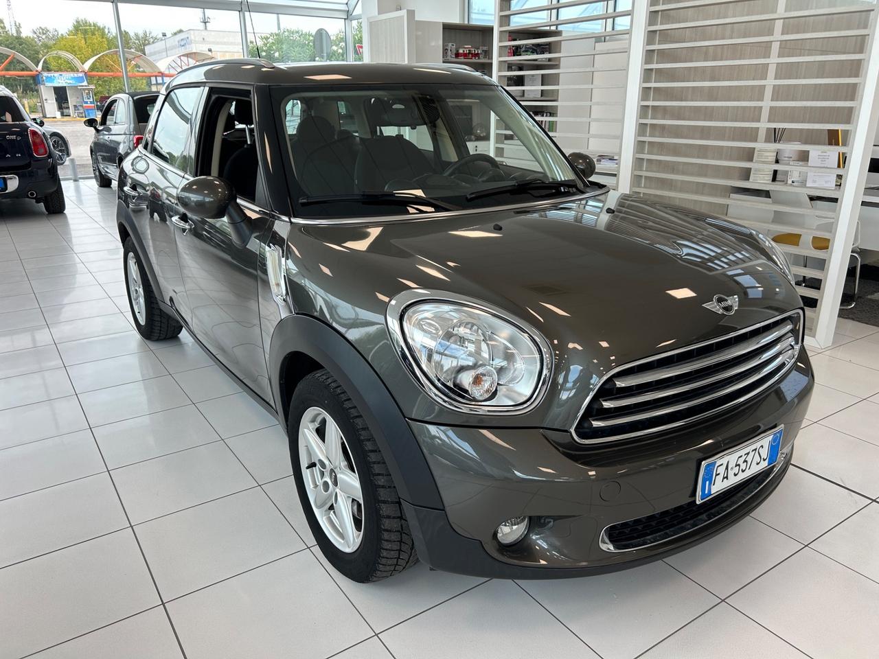 Mini Cooper D Countryman 1.6 Neopatentati