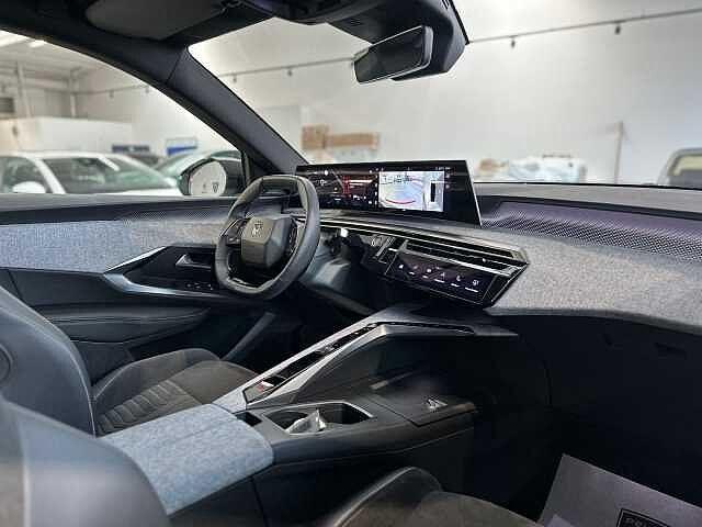 Peugeot 5008 Hybrid 136 e-DCS6 GT