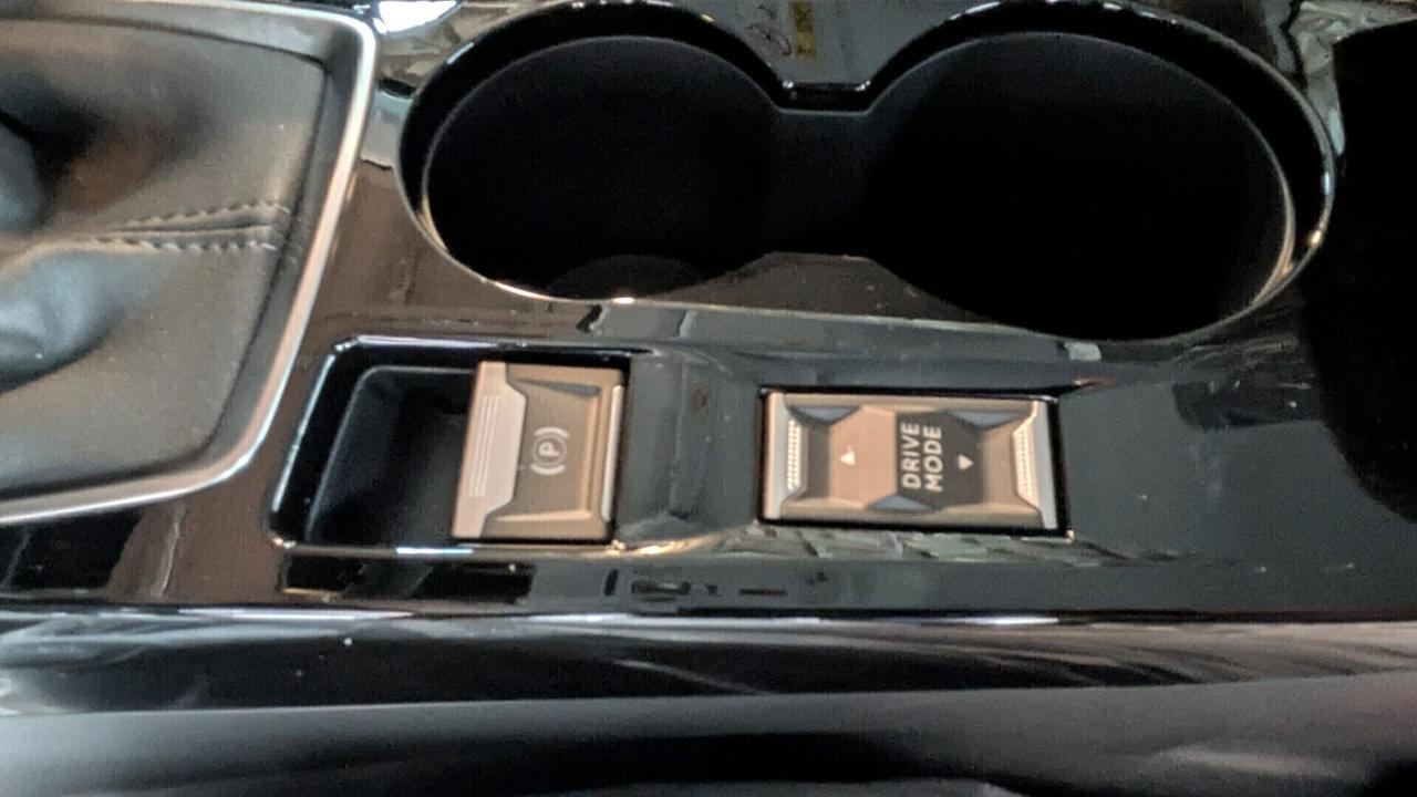 Peugeot 208 100 BUSINESS