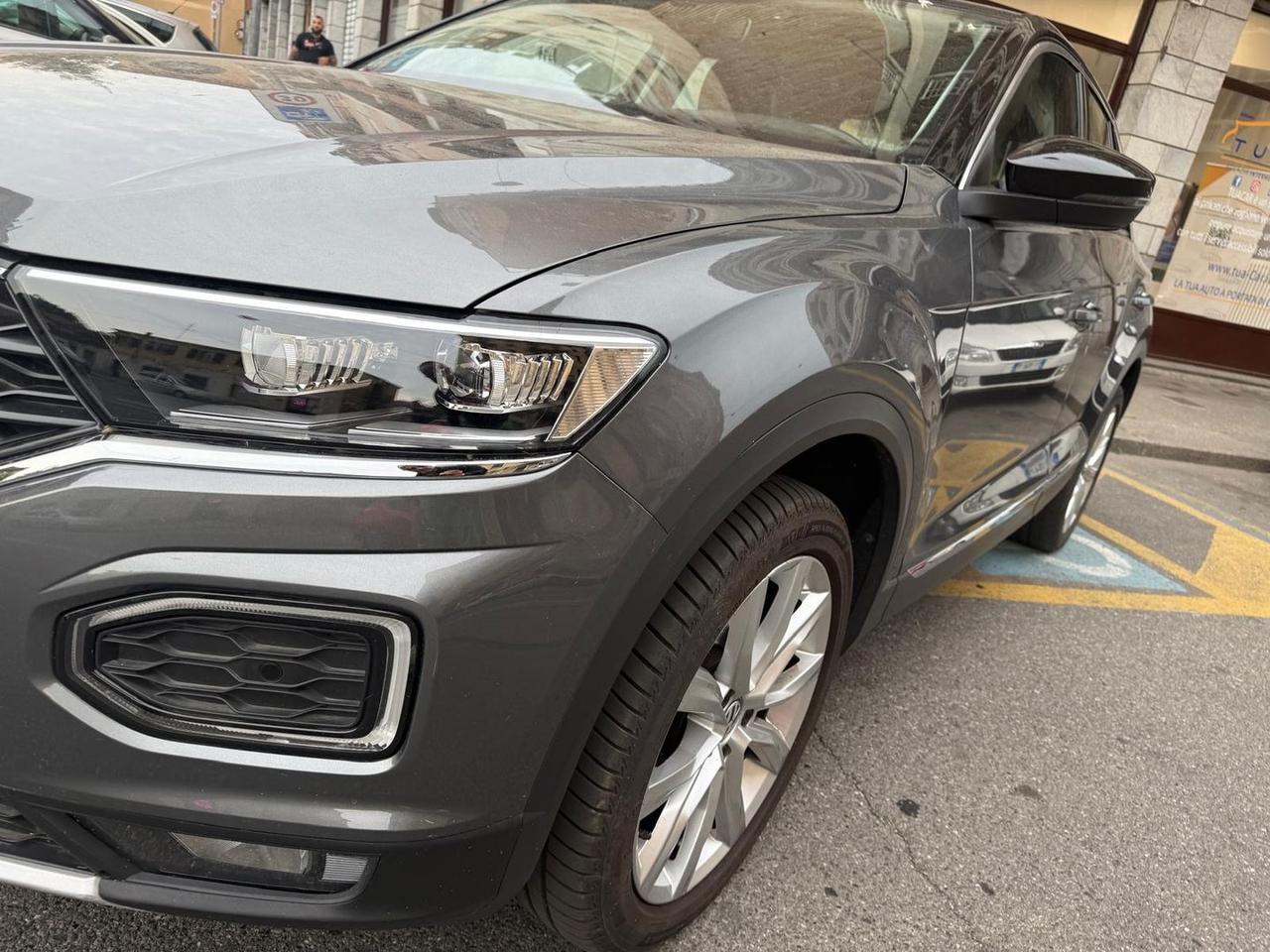 Volkswagen T-Roc 1.5 TSI STYLE 150 CV #5909