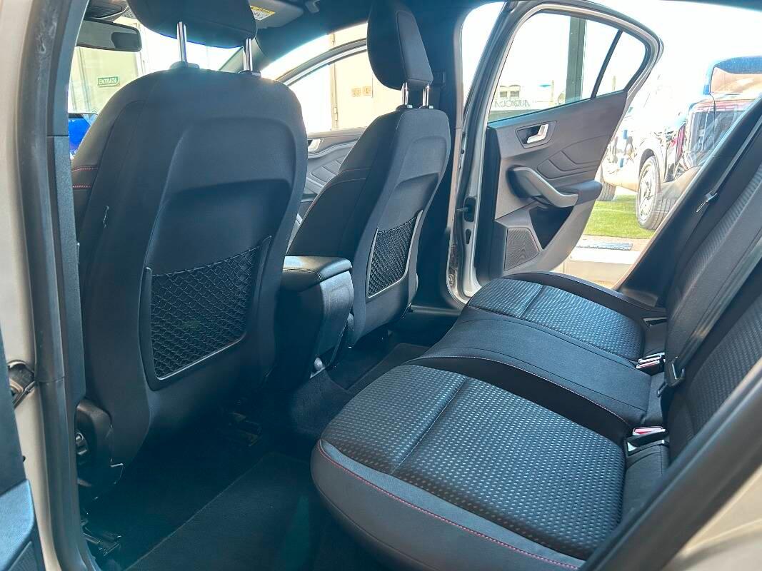 Ford Focus 1.0 ecoboost ST-Line Co-pilot s&s 125cv auto