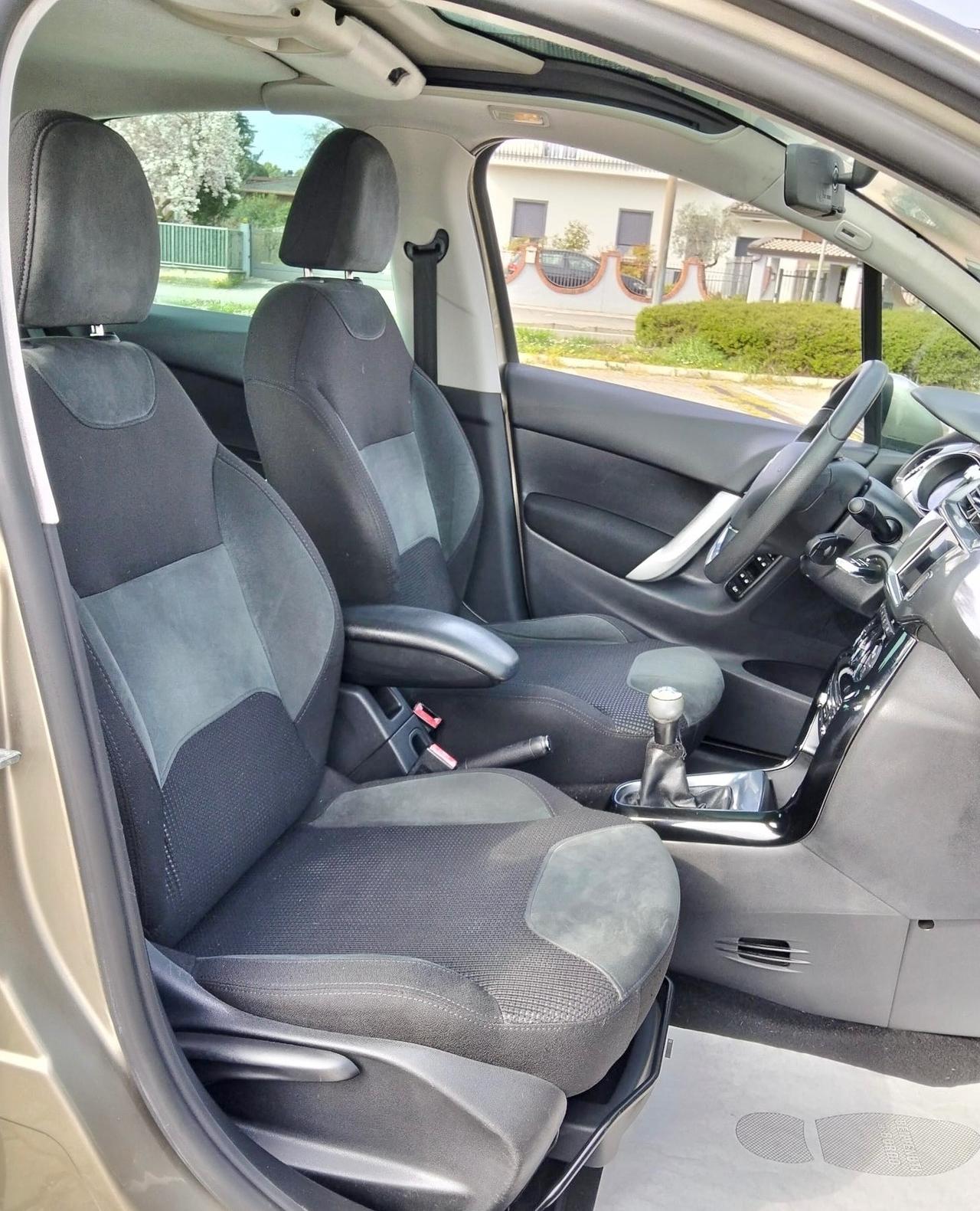 Citroen C3 1.4 HDi 70Cv*Panorama*Navi*Cerchi