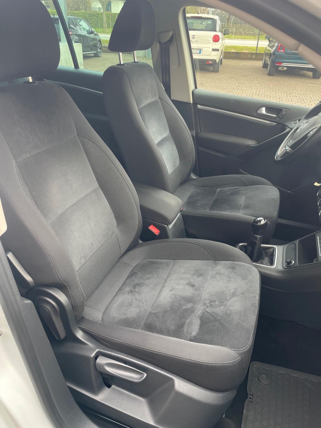 Volkswagen Tiguan 2.0 TDI 110 CV Sport & Style BlueMotion Technology