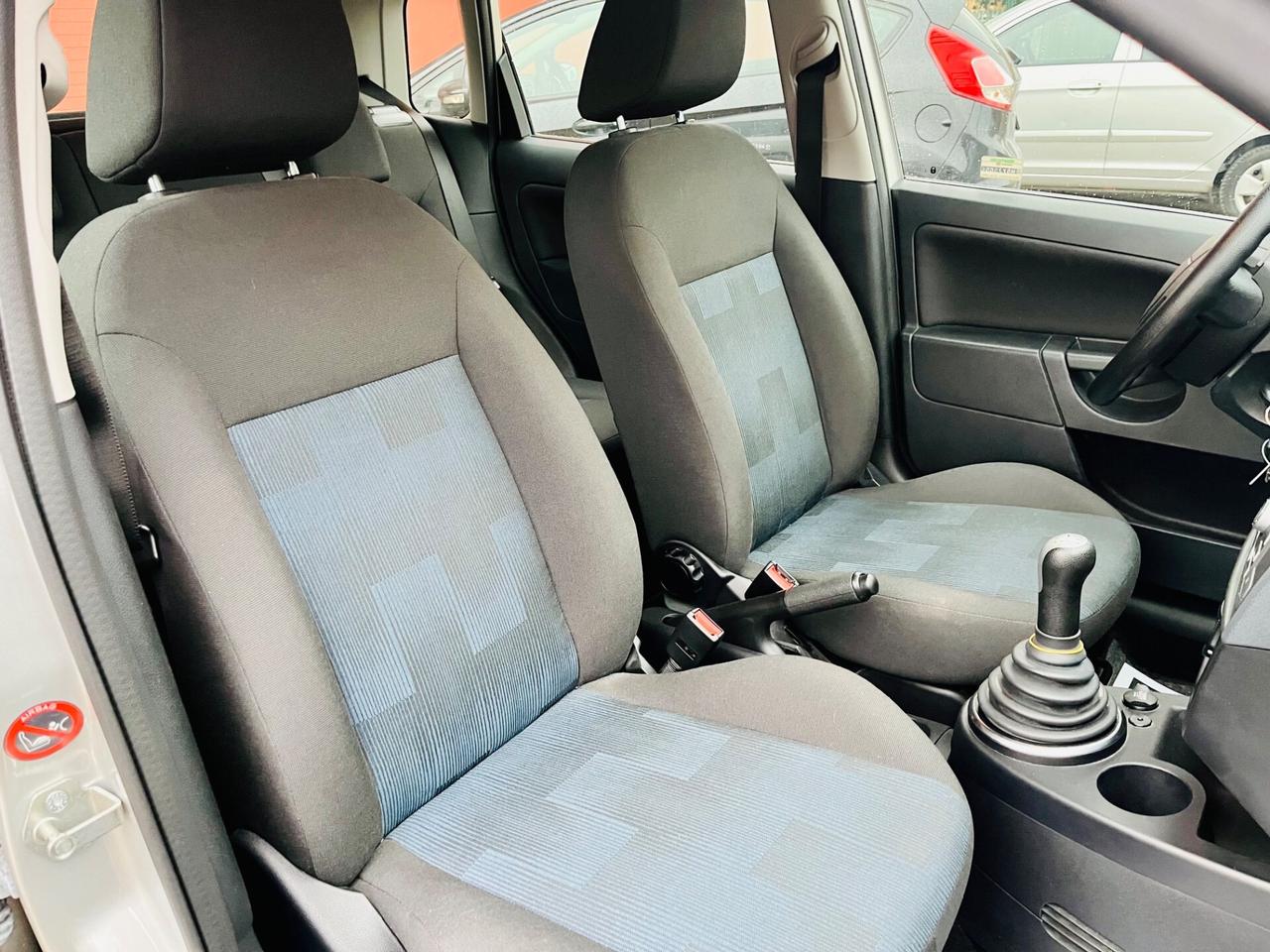 Ford Fiesta con 26.157km. NUOVA!