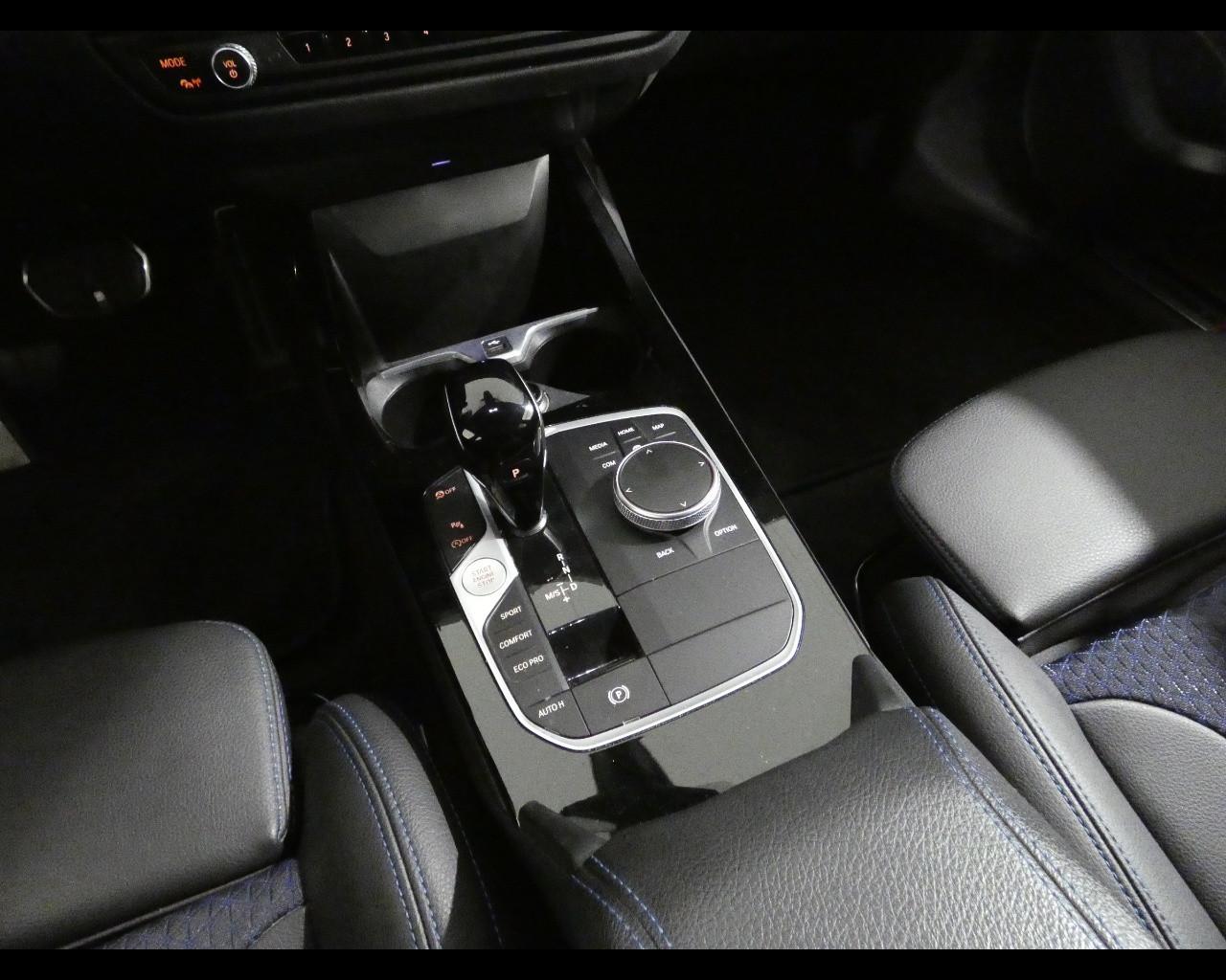 BMW Serie 1 (F40) - 120d xDrive 5p. Msport