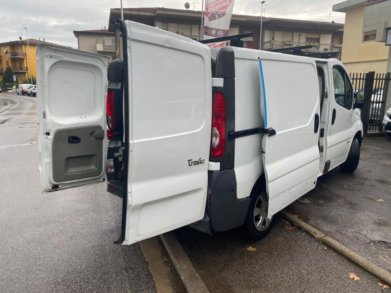 Renault trafic