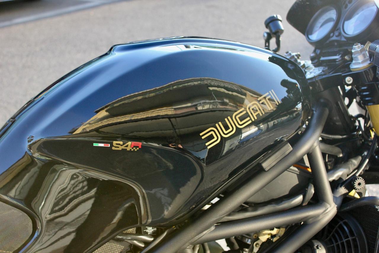 Ducati Monster S4R PARAFANGO CARBONIO PEDANE SPORTIVE