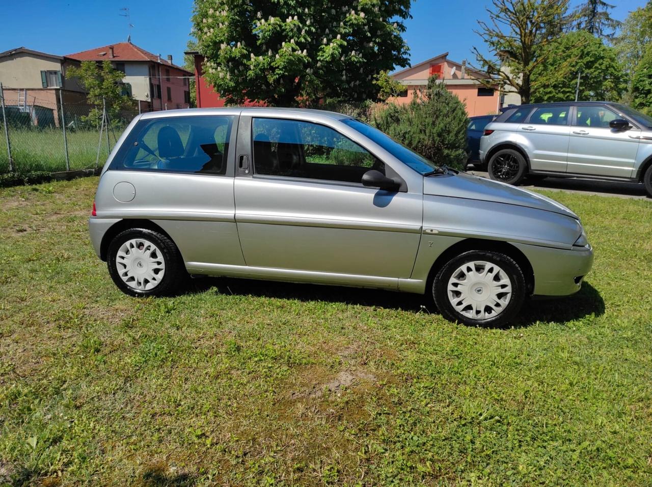Lancia Y 1.2i cat Elefantino Blu