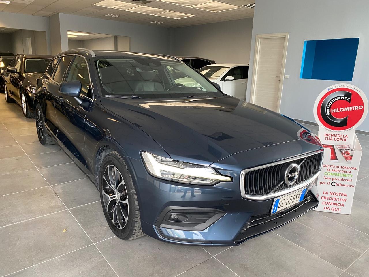 Volvo V60 B4 2.0 197 CV Geartronic Momentum Business Pro
