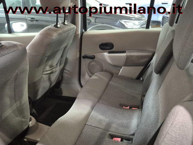 RENAULT Modus 1.2 16V Confort Authentique