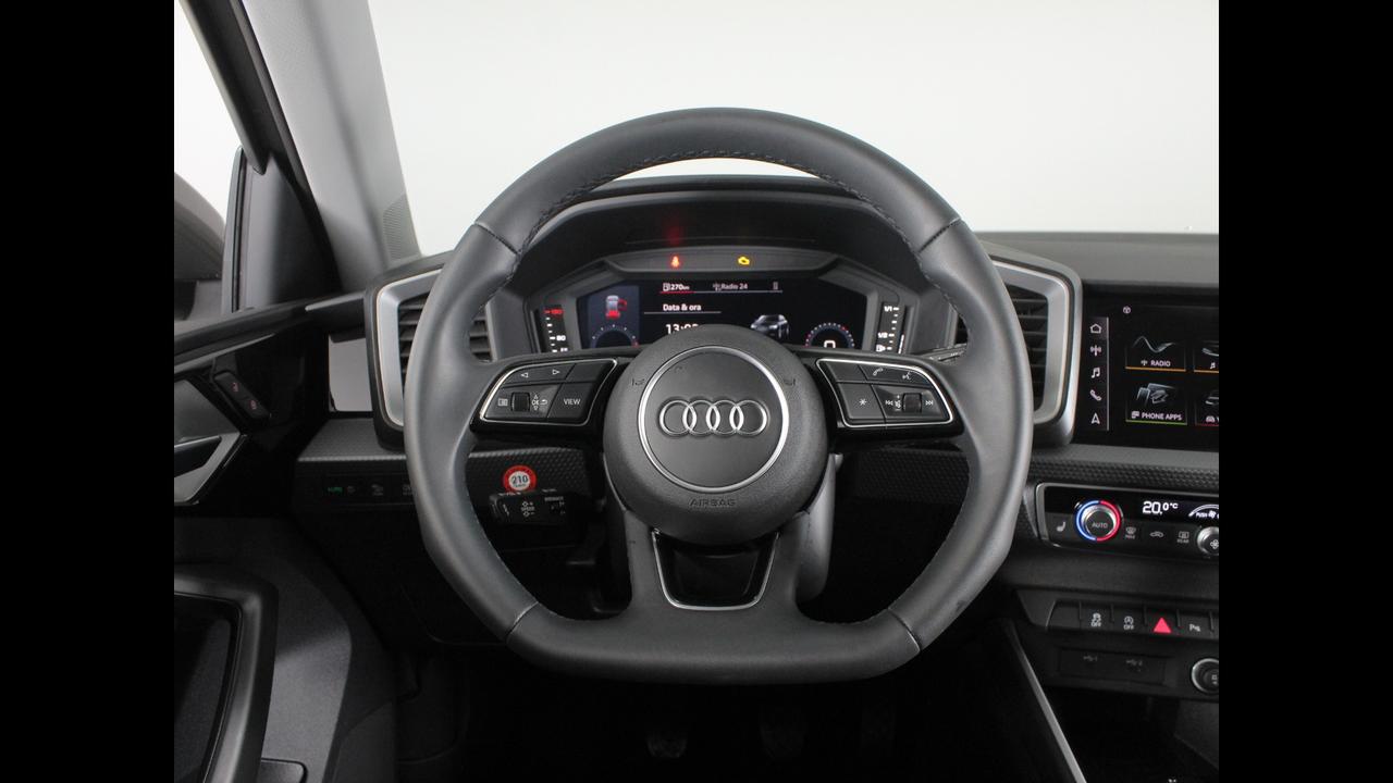 AUDI A1 II 2022 allstreet - A1 allstreet 30 1.0 tfsi Business 116cv