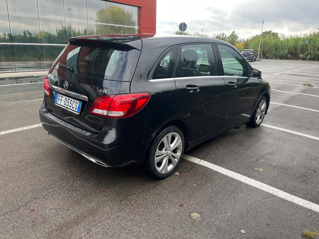 Mercedes-benz B 180 d Premium 2016
