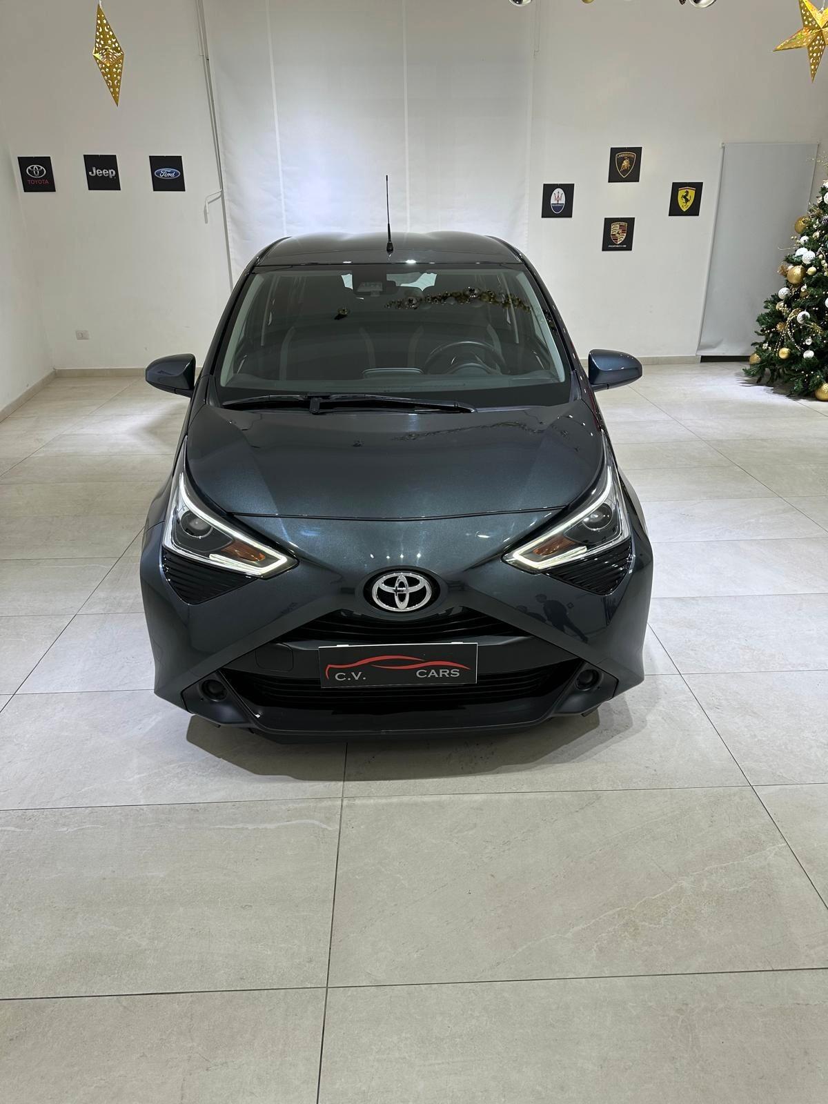 Toyota Aygo CONNECT 1.0 VVT-i 72 CV 5 PORTE X-CLUSIV MMT AUTOMATICA