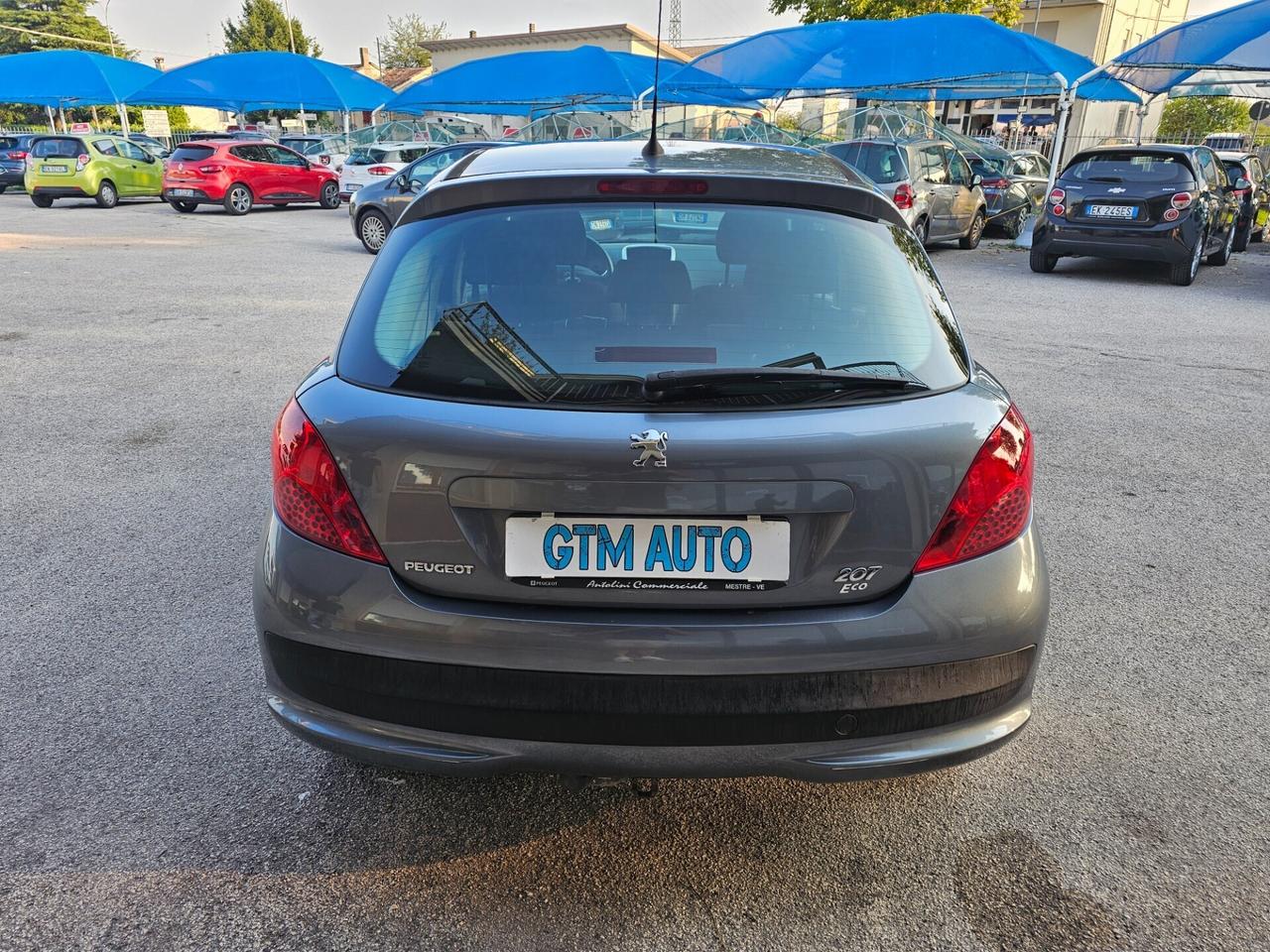 Peugeot 207 1.4 8V 75CV 5p. GPL