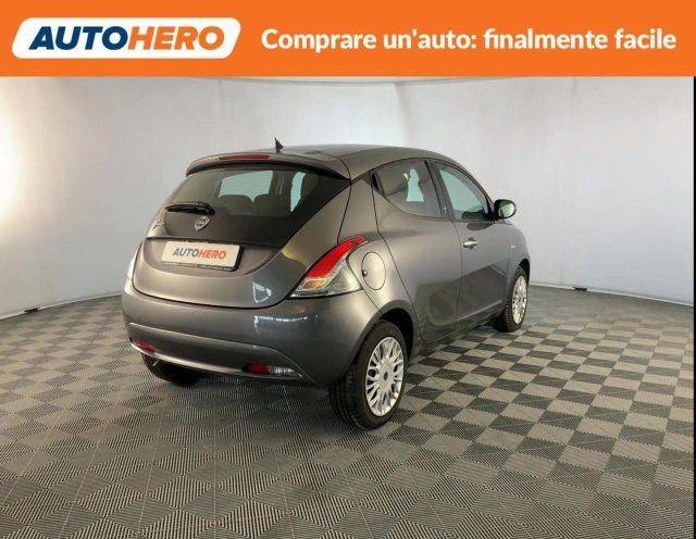 LANCIA Ypsilon 1.2 69 CV 5 porte Silver