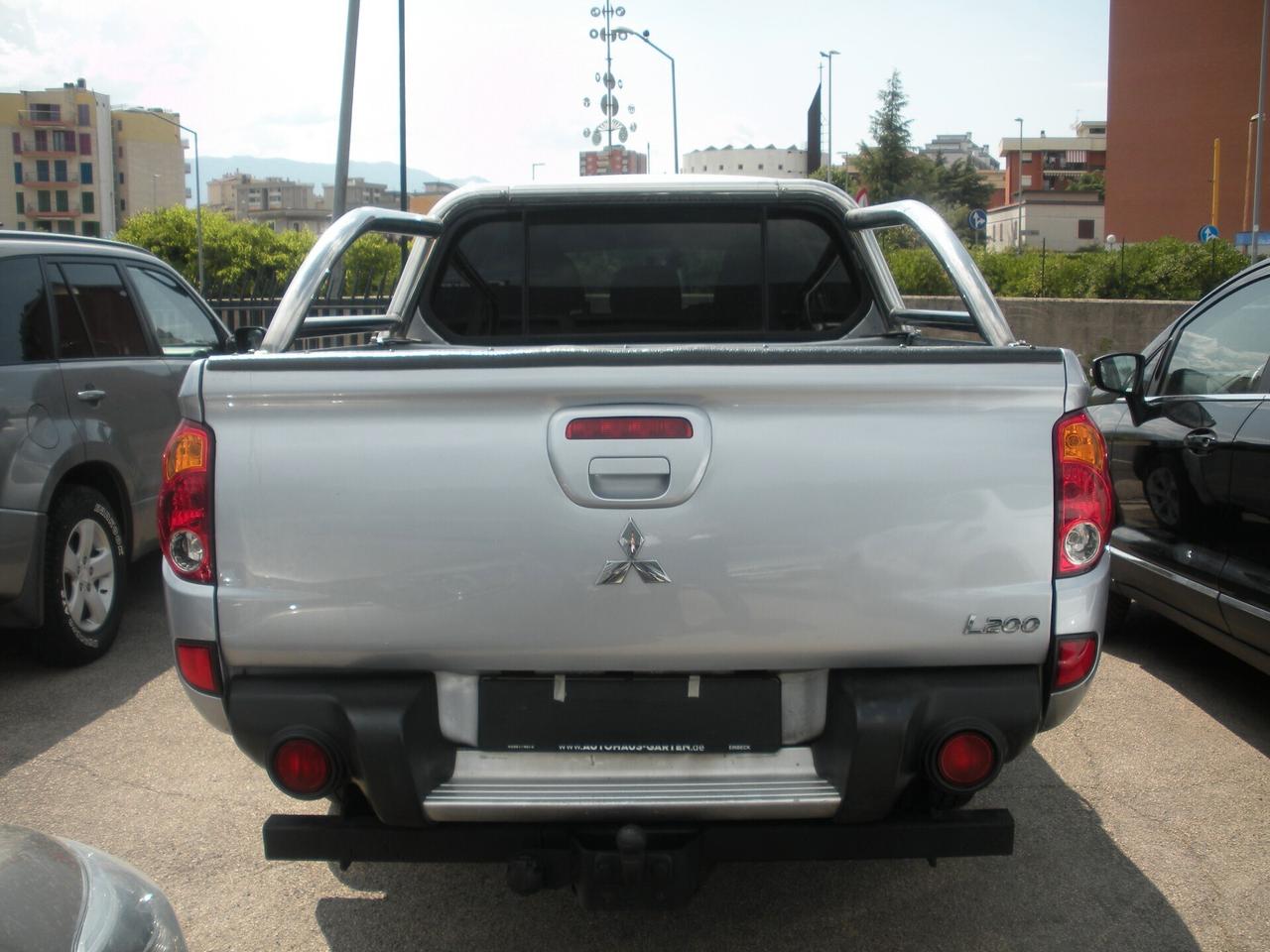 Mitsubishi L200 2.5 DI-D/178CV Double Cab Intense plus