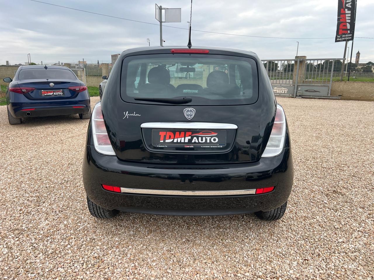 Lancia Ypsilon 1.3 mjt 75 cv
