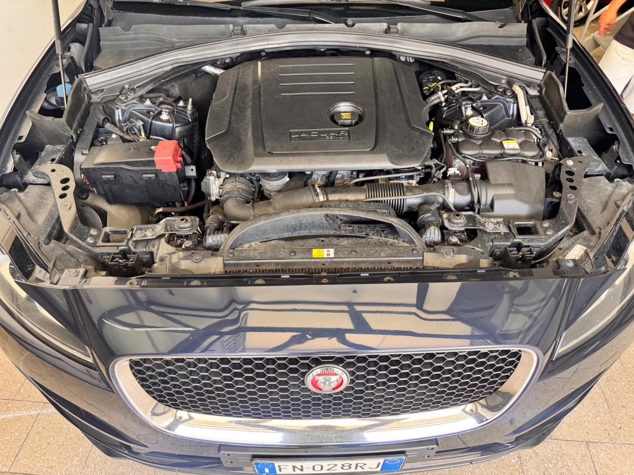 Jaguar F-Pace 2.0D 180 Cv AWD aut. Prestige 2018