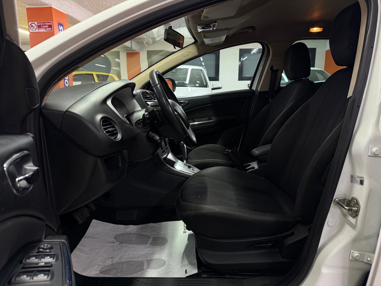 Lancia Delta 1.6 MJT DPF Cambio Automatico - 12/2013