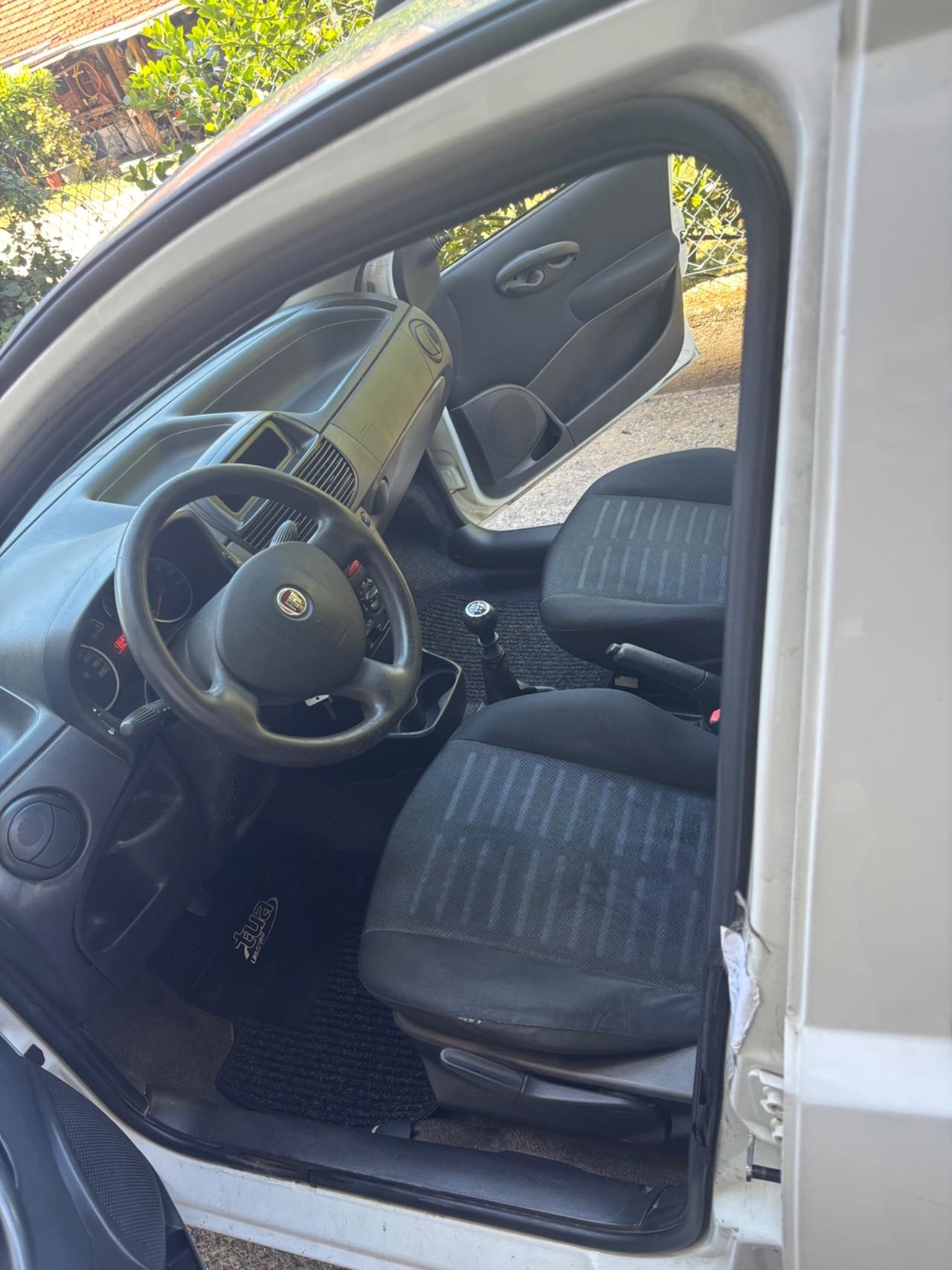 Fiat Punto Classic 1.2 5 porte Active