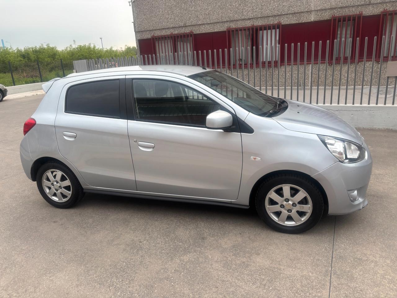 Mitsubishi Space Star 1.0 ClearTec Invite