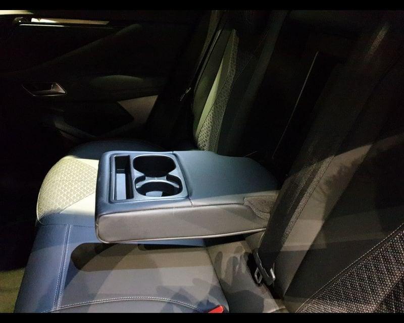 DS DS4 2ª serie BlueHDi 130 aut. Cross Trocadero