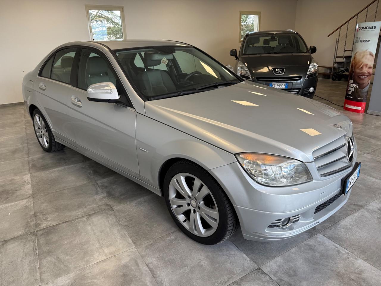 Mercedes-benz C 220 CDI BlueEFFICIENCY Avantgarde