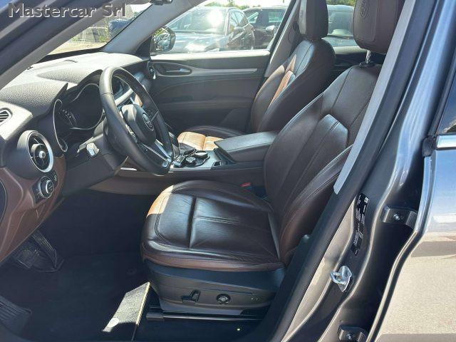 ALFA ROMEO Stelvio Stelvio 2017 2.2 t Executive Q4 210cv auto FM599ZJ