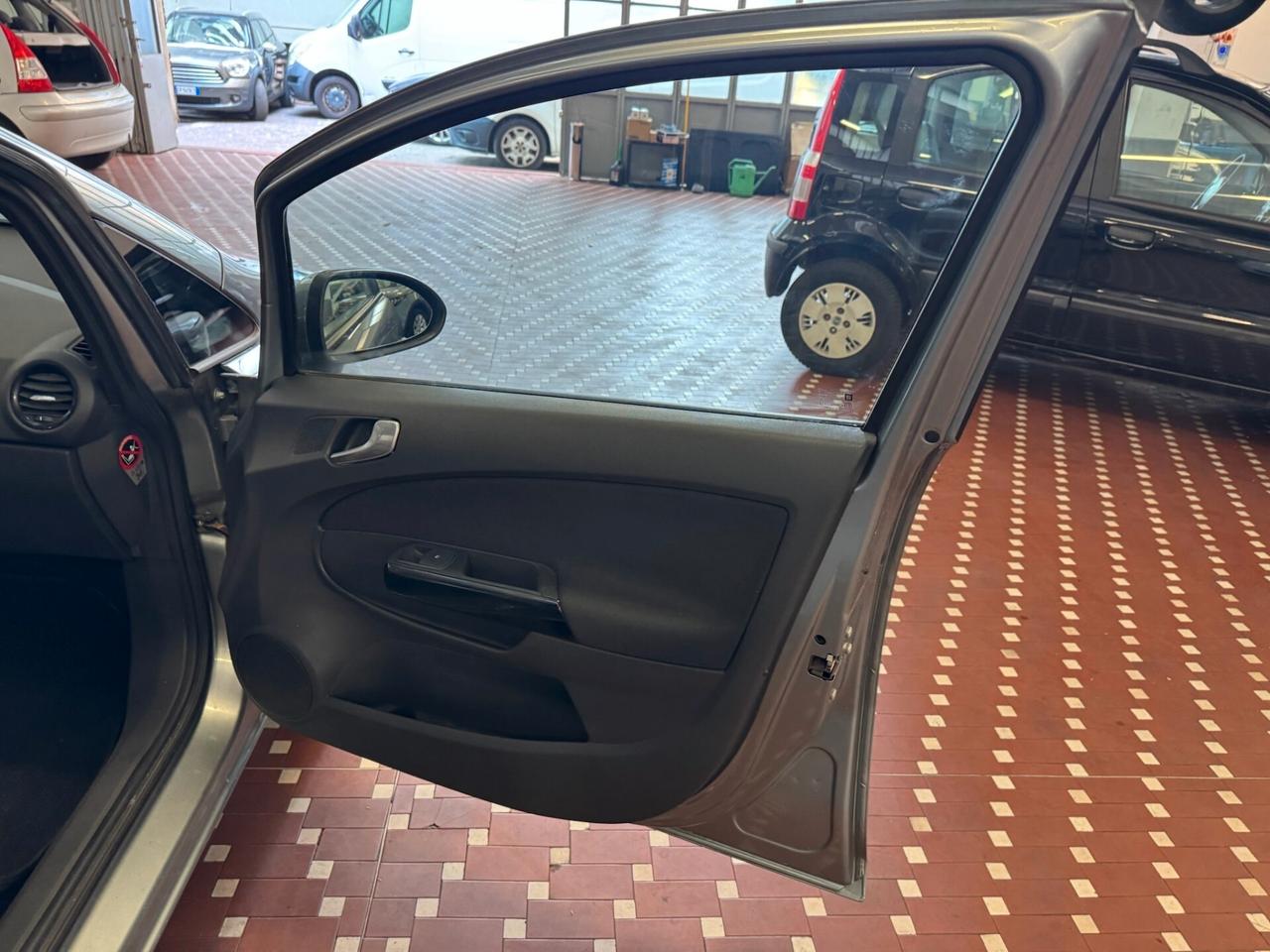 Opel Corsa 1.2 5 porte Sport - UNICO PROPRIETARIO