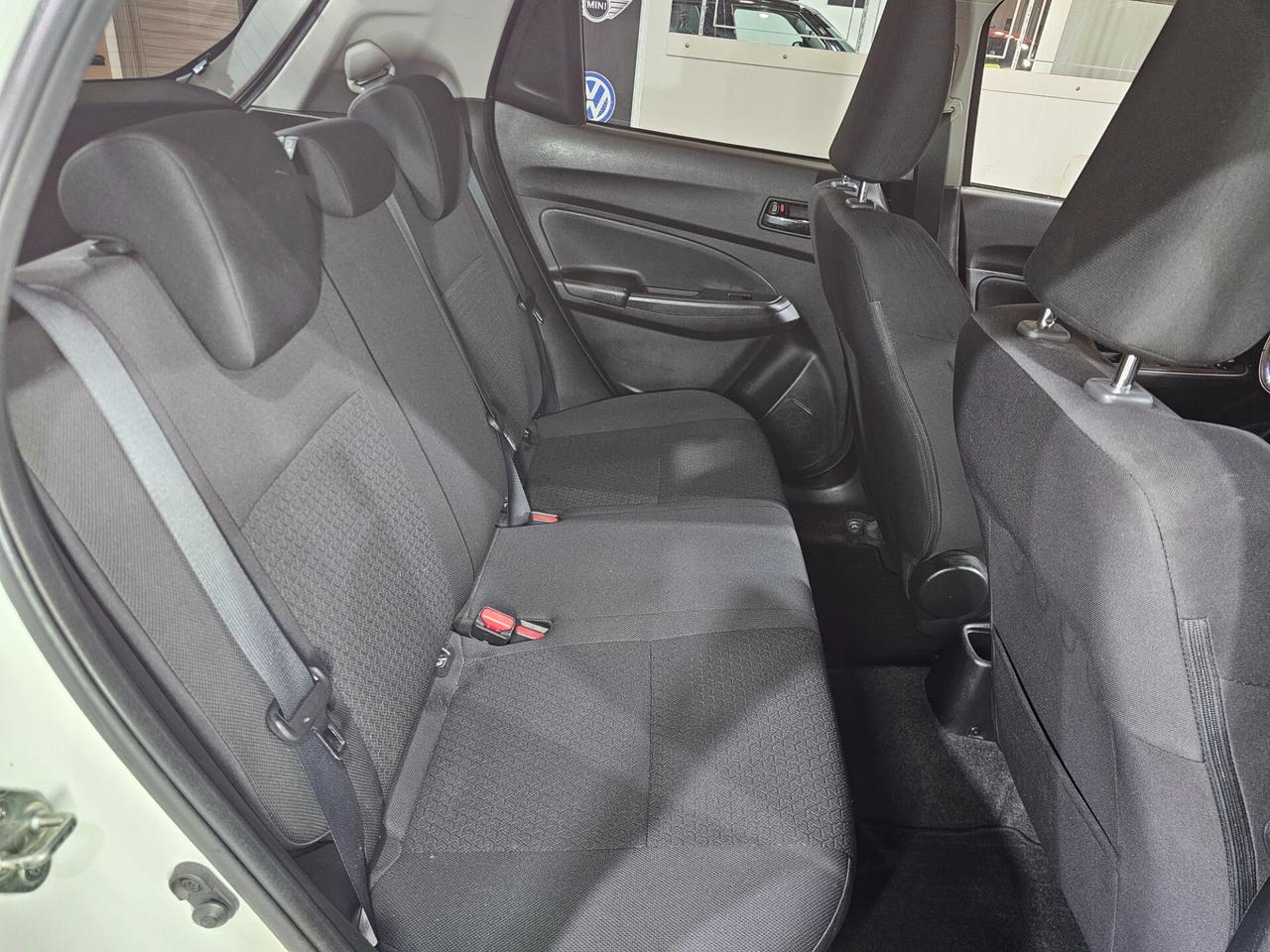 Suzuki Swift 1.2 Hybrid CVT Easy Top