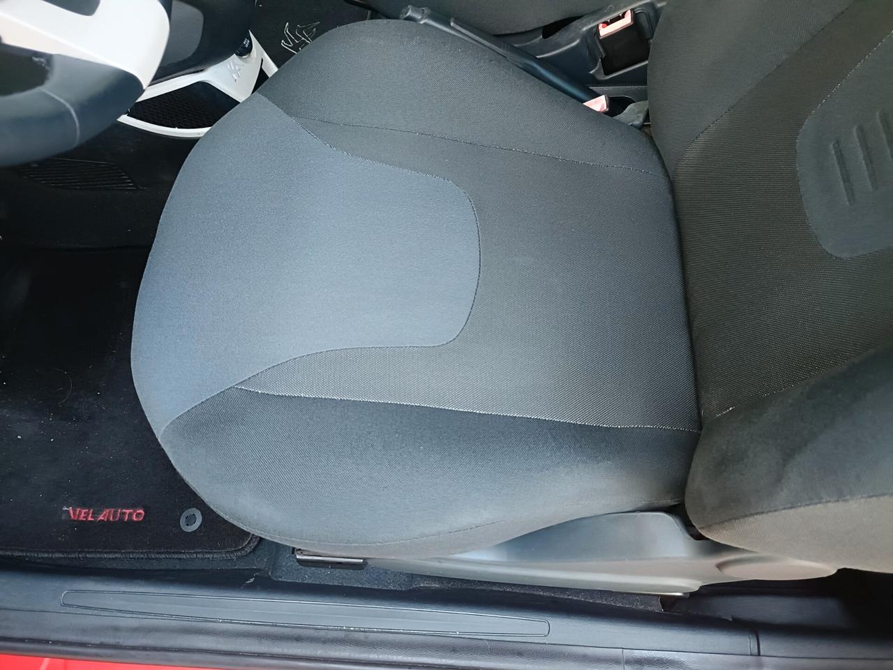 Ford Ka Ka+ 1.2 8V 69CV Titanium