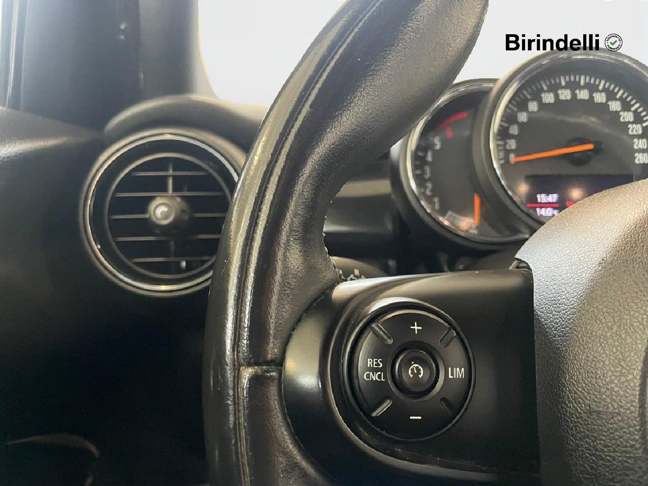 MINI Mini 5 porte (F55) - Mini 1.5 Cooper D Hype 5 porte