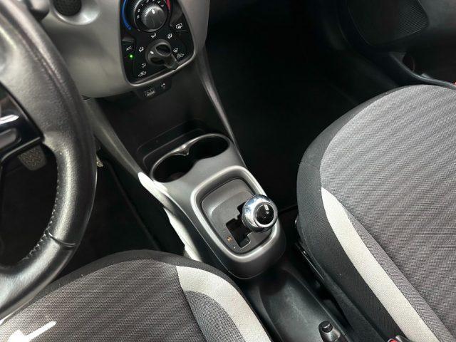 TOYOTA Aygo Connect 1.0 VVT-i 72 CV 5 p x-clusiv