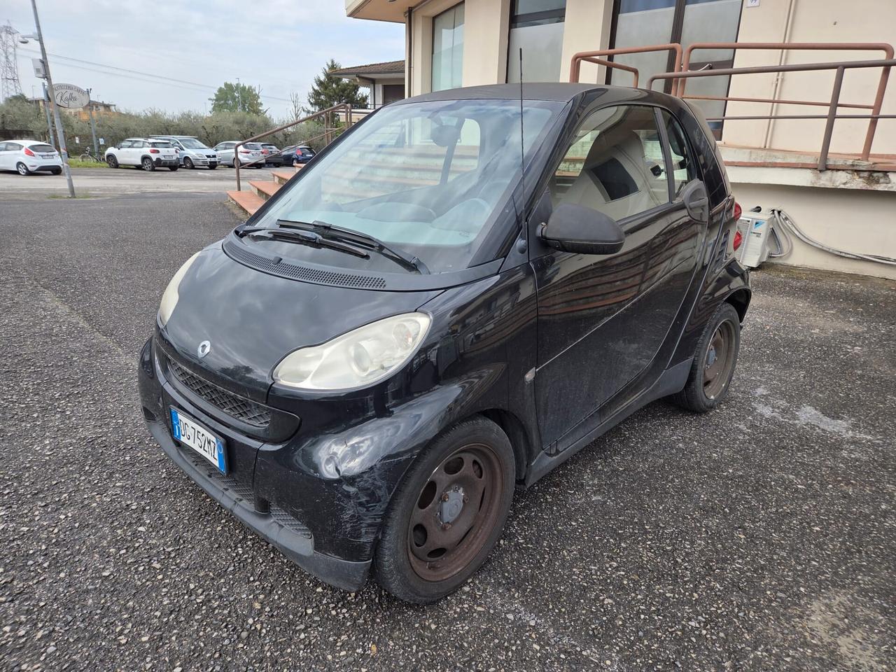 Smart ForTwo 1000 52 kW coupé limited one