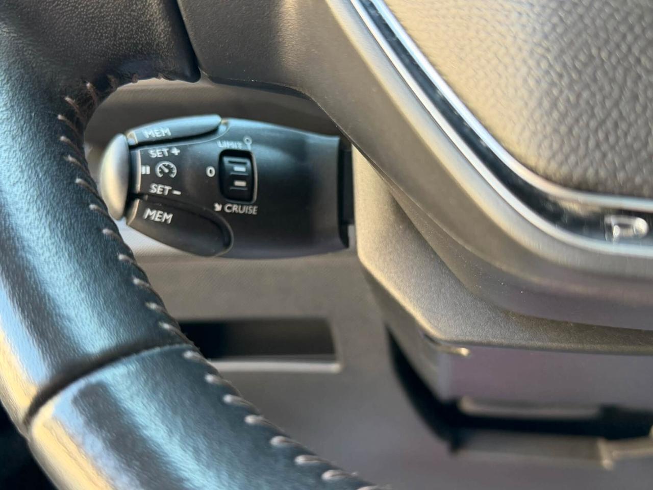 Peugeot 3008 BlueHDi 130 S&S Allure OK NEOPATENTATI