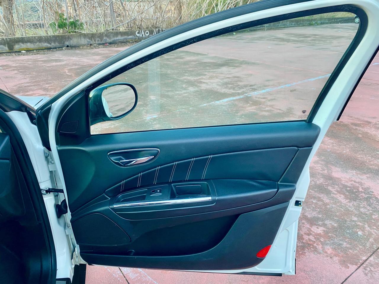 Lancia Delta 1.6 MJT 120cv Platino